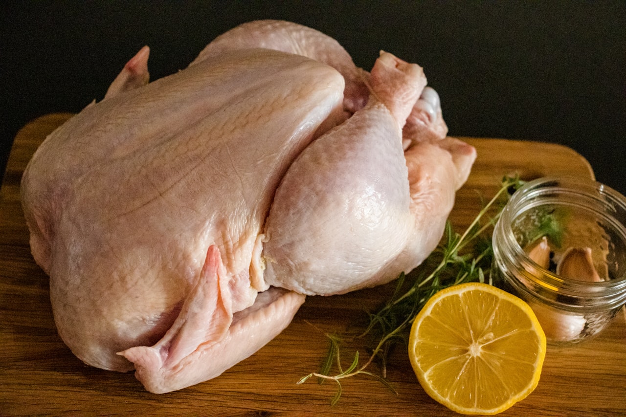 Fresh poultry raw material on a processing line destined for Category 3 pet food manufacturing in Europe