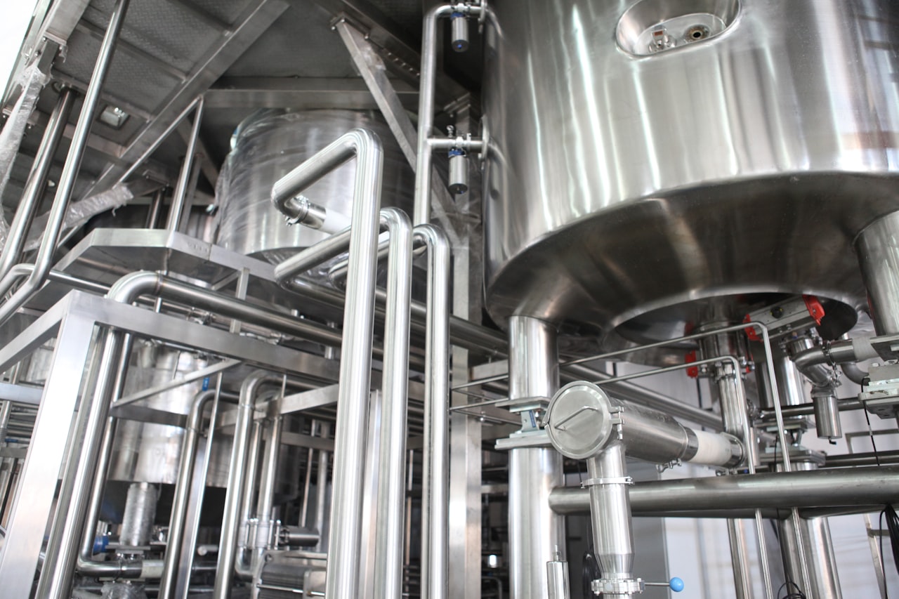 Rendering plant processing equipment producing tallow and meat and bone meal from animal by-products