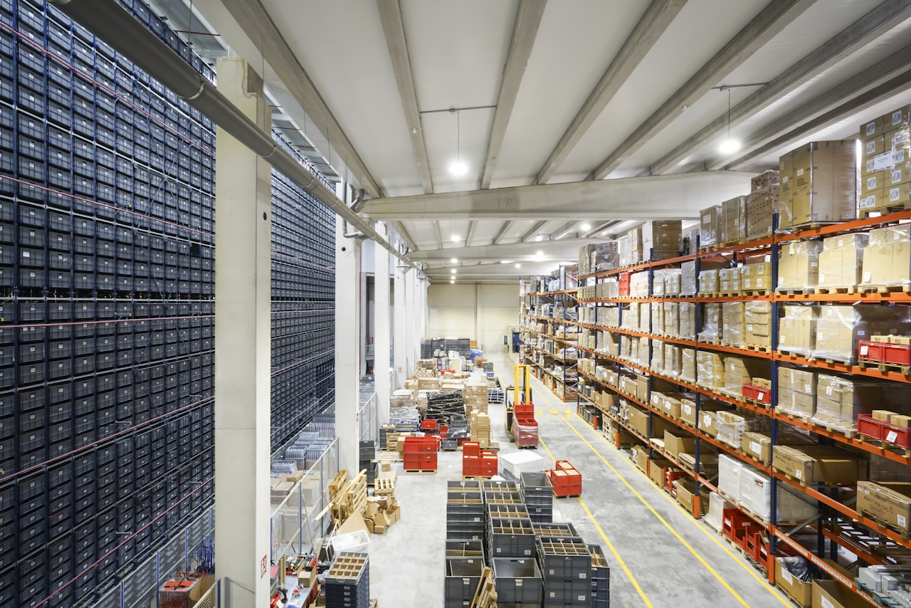 Frozen meat cartons in a cold store at −18°C — reefer cargo insurance needs more than minimum ICC (C) cover