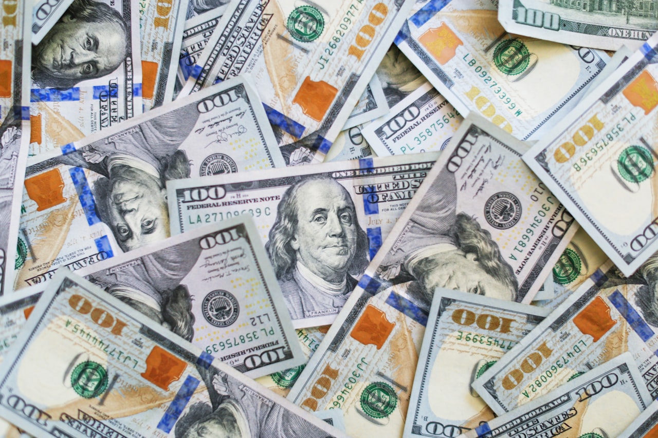 Currency and margin